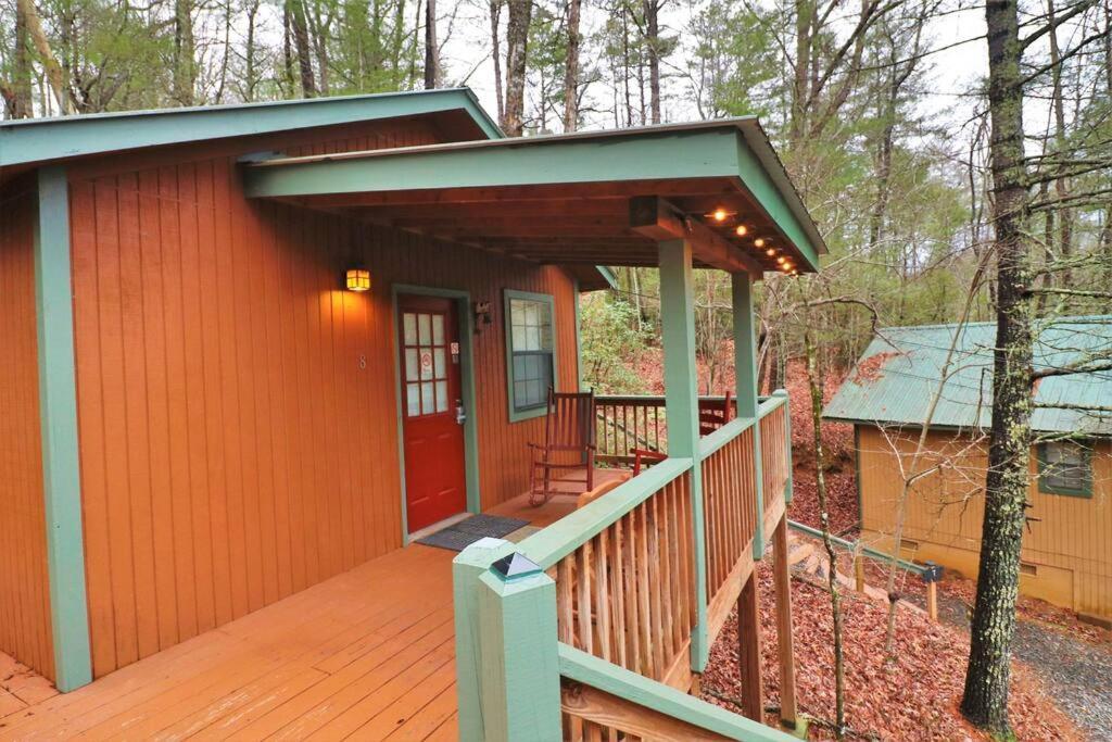 Alpine Mountain Sweetheart Cabin Jacuzzi #8 Helen Dış mekan fotoğraf